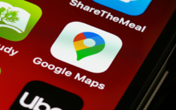 Google Maps Enhances User Experience with Natural Language Processing